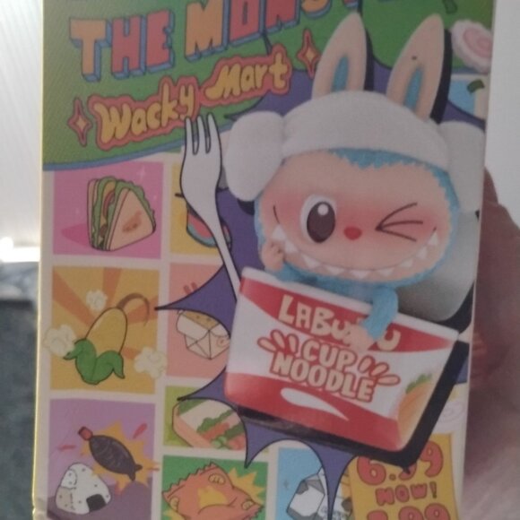 Labubu - Picture 1 of 2